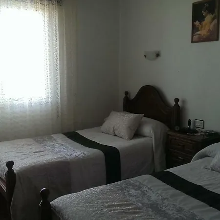 A Casa De Amparo בית הארחה